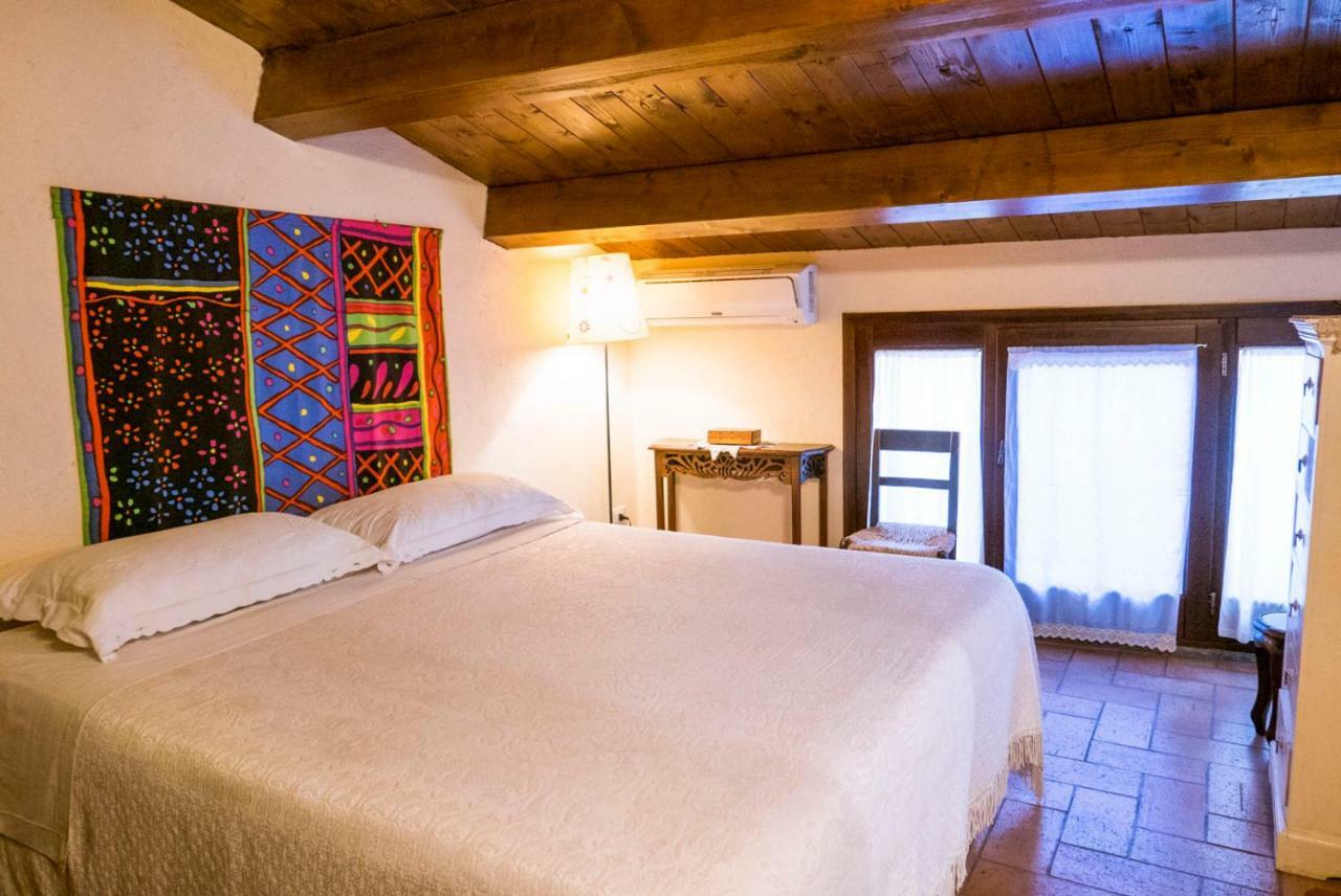 Il Comignolo Di Sofia Bed & Breakfast Civita Dış mekan fotoğraf