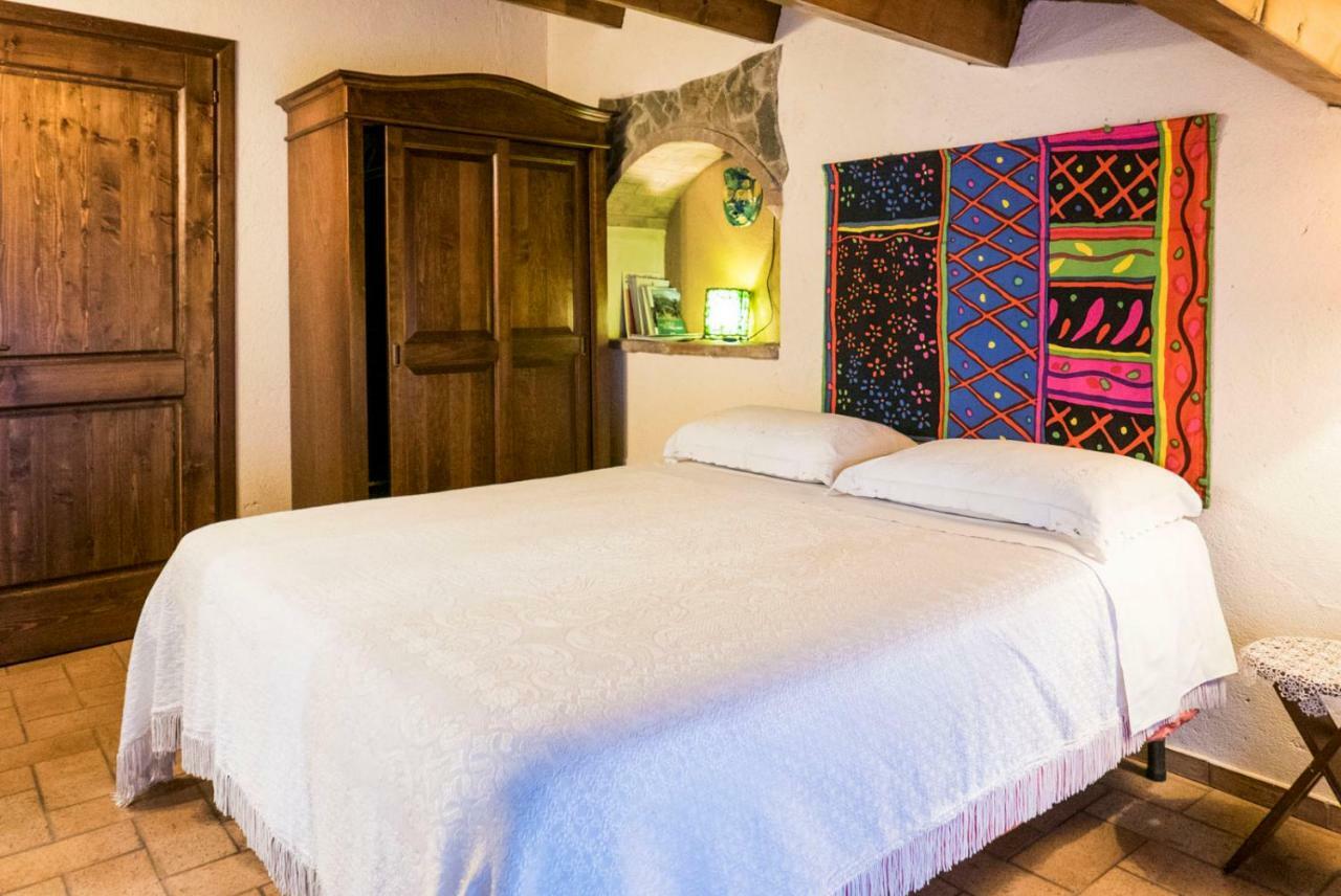 Il Comignolo Di Sofia Bed & Breakfast Civita Dış mekan fotoğraf