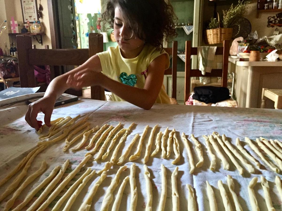 Il Comignolo Di Sofia Bed & Breakfast Civita Dış mekan fotoğraf